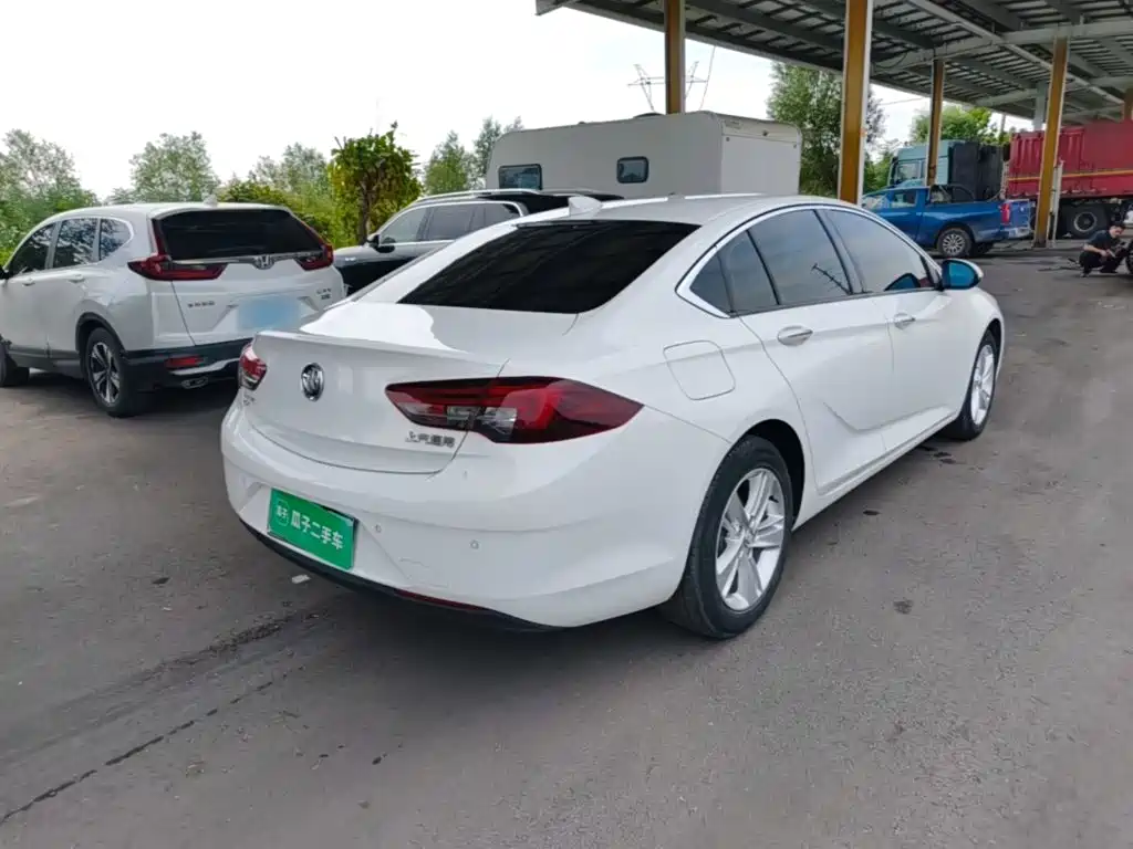 Buick Regal — миниатюра 7