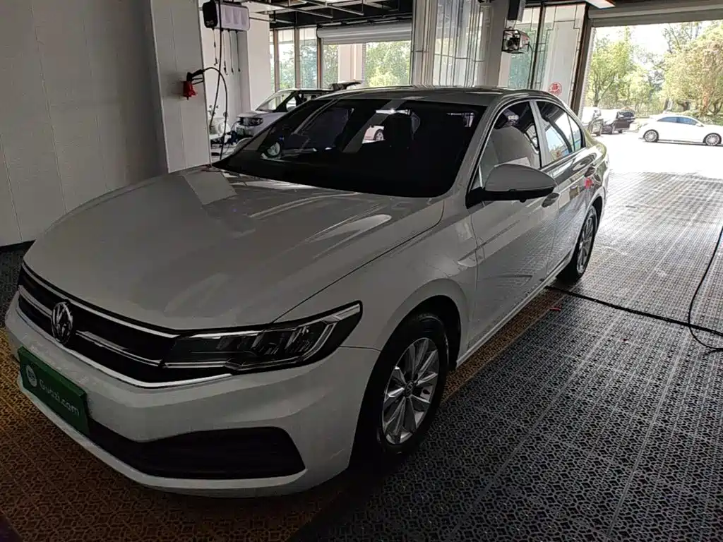 Volkswagen Bora — миниатюра 2