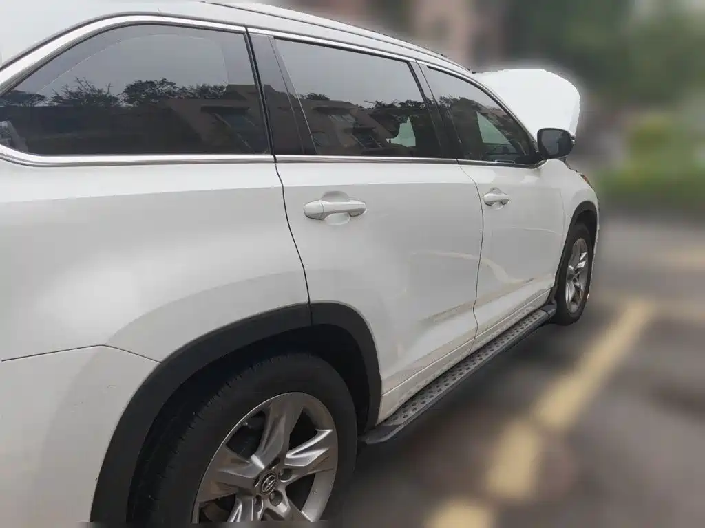 Toyota Highlander — миниатюра 4