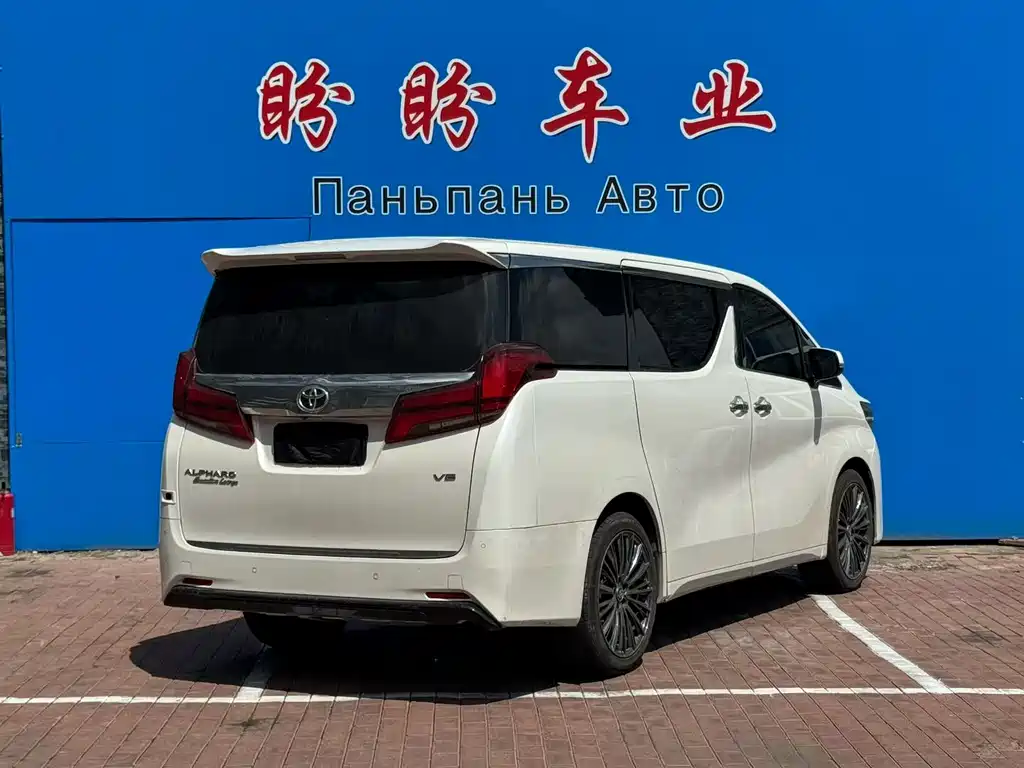 Toyota Alphard 2018 3.5L Luxury