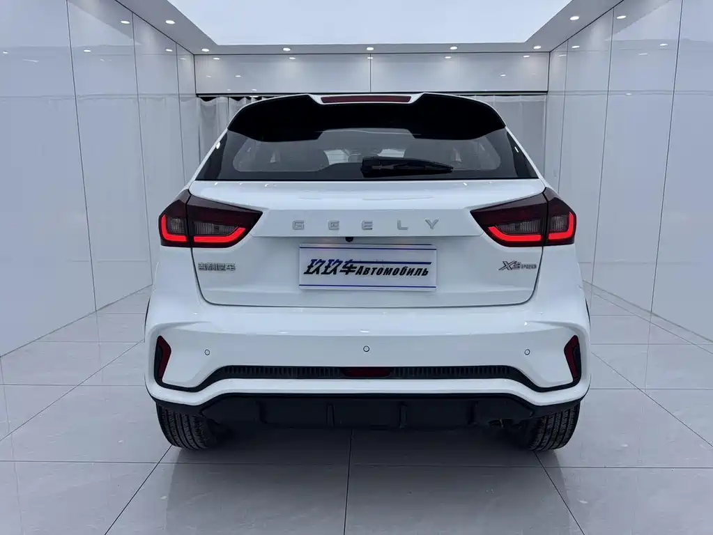Geely Vision X3 — миниатюра 5
