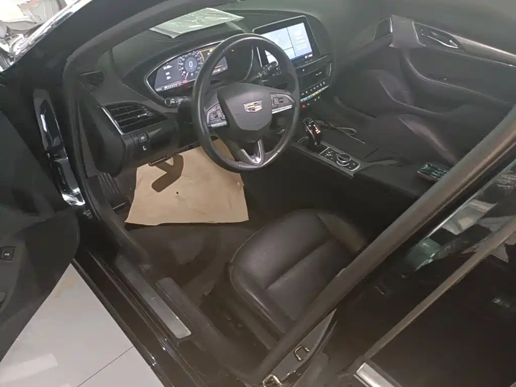 Cadillac CT5 — миниатюра 16