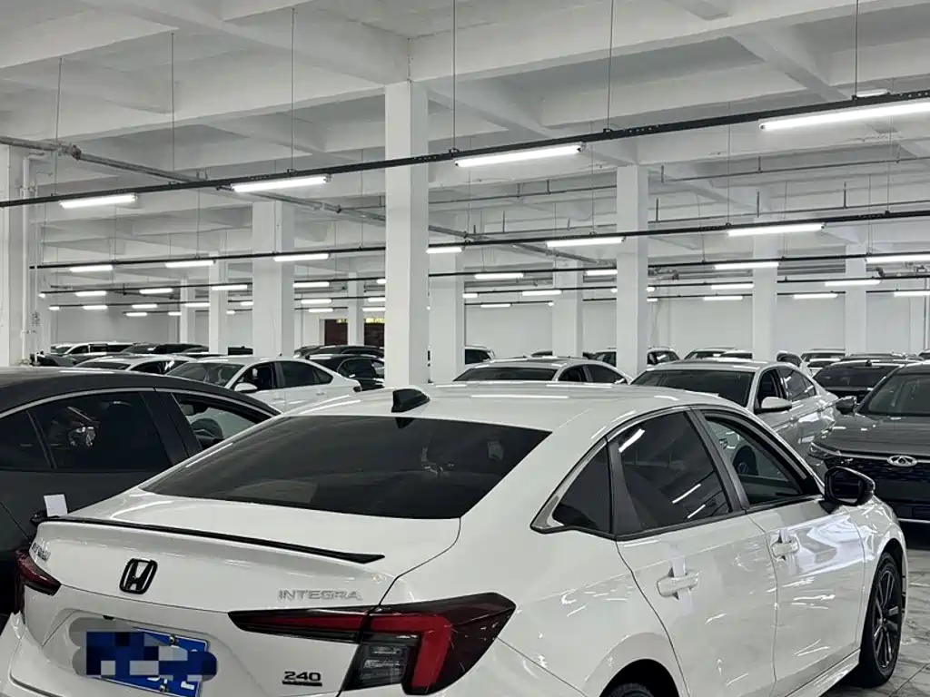 Honda Integra — миниатюра 11