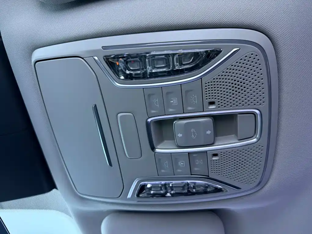 GAC Motor Trumpchi M6 — миниатюра 14