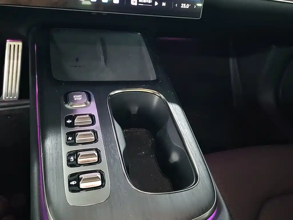 Xiaomi SU7 — миниатюра 6