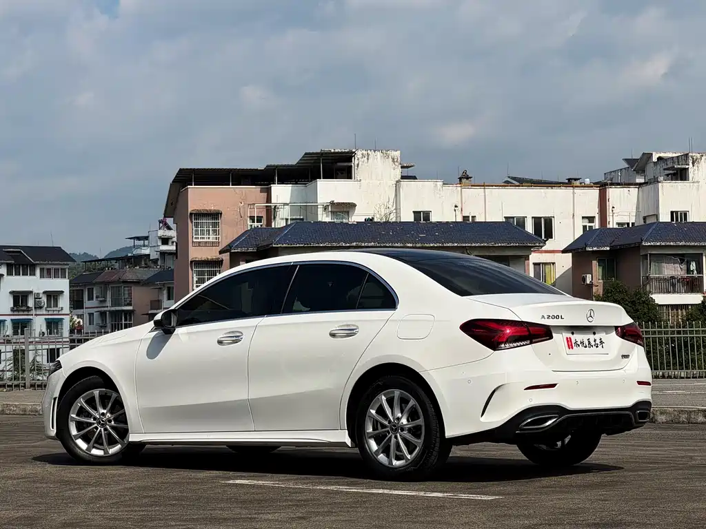 Mercedes-Benz A-Class — миниатюра 12