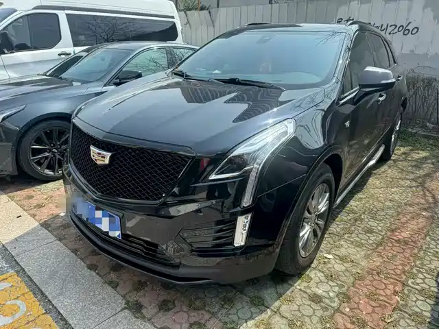 CADILLAC XT5