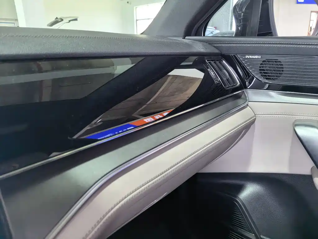 BYD Tang New Energy — миниатюра 8