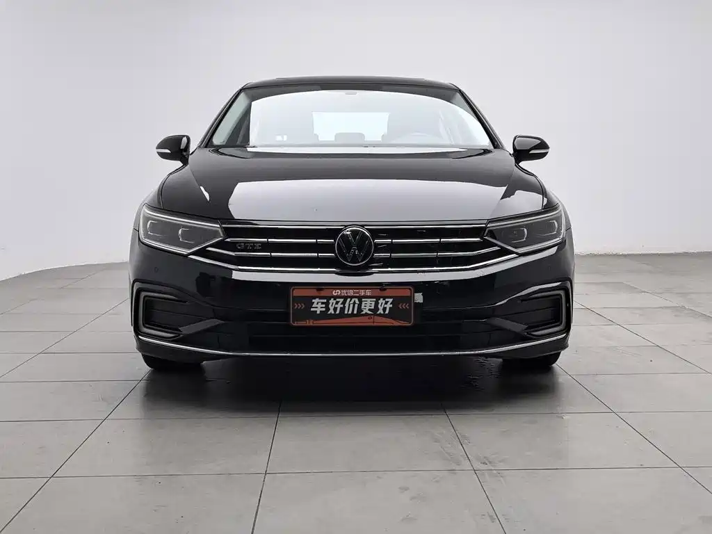 Volkswagen Magotan PHEV — миниатюра 3