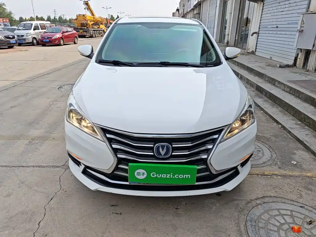 Changan Eado DT — миниатюра 3
