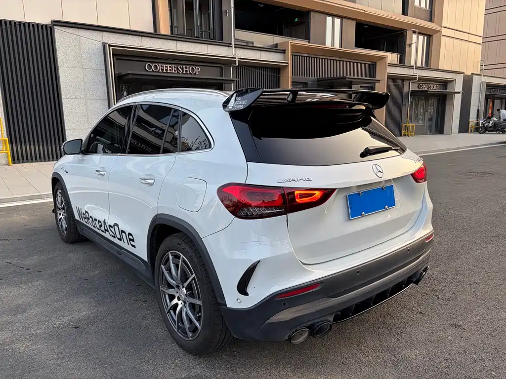 Mercedes-Benz GLA AMG — миниатюра 5
