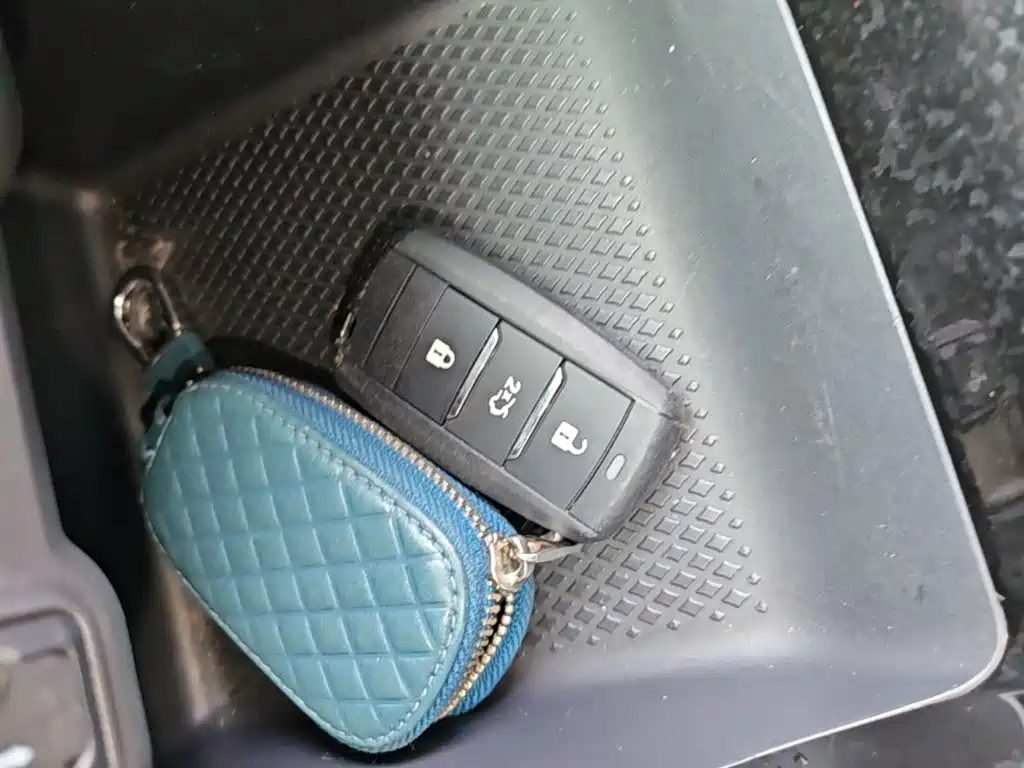 Changan Eado DT — миниатюра 9