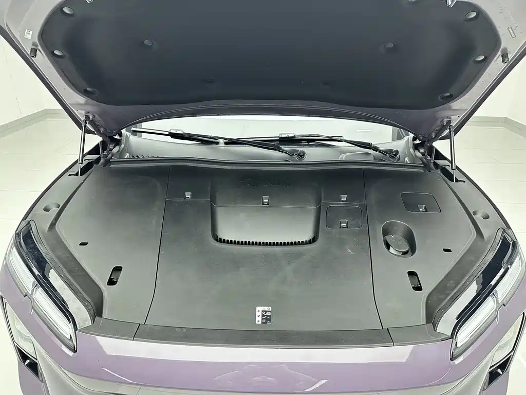 NIO EC6 — миниатюра 18