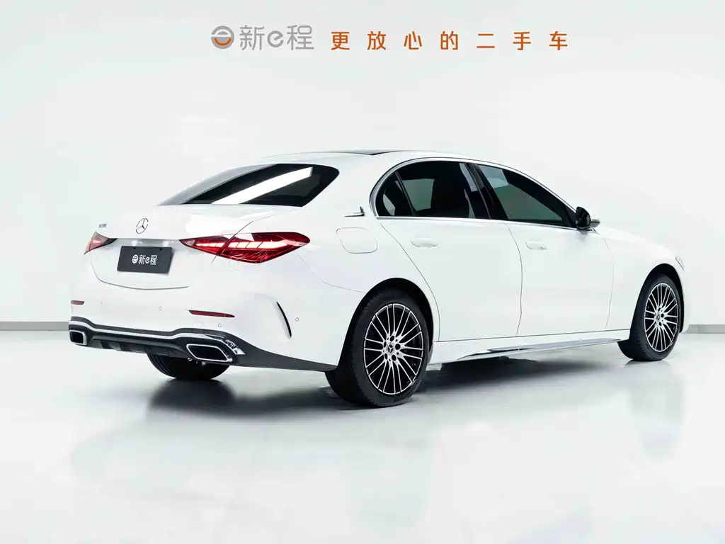 Mercedes-Benz C-Class — миниатюра 6