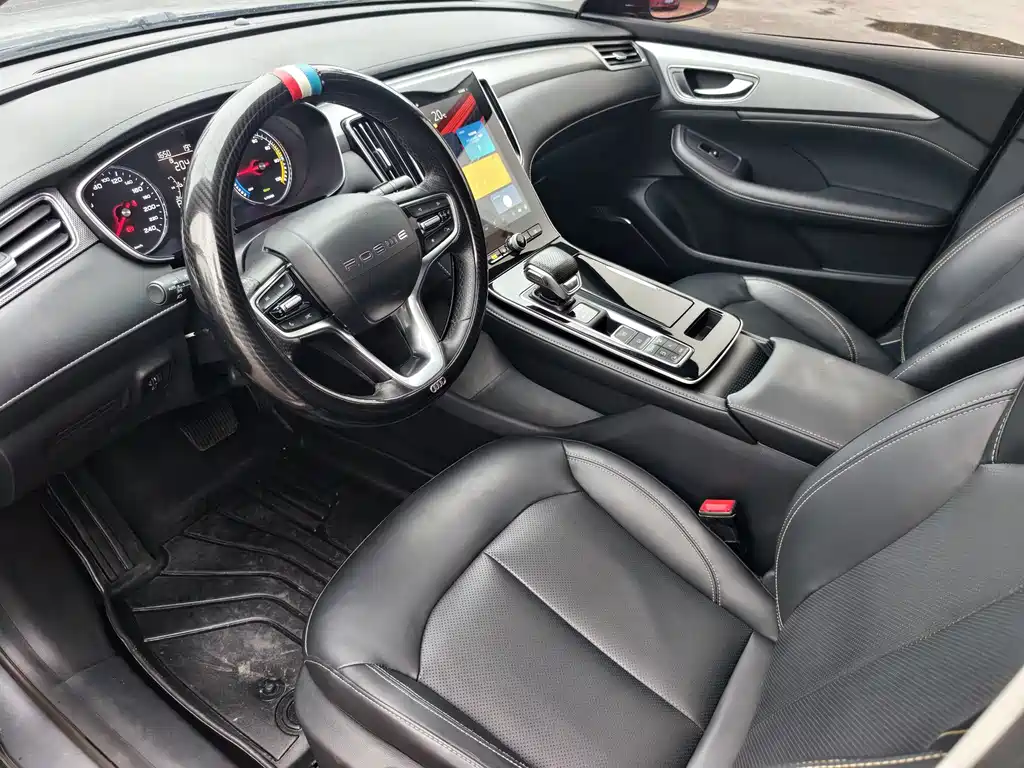 Roewe i6 MAX New Energy — миниатюра 9