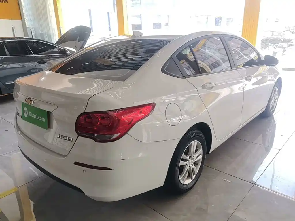 Chevrolet Cavalier — миниатюра 7