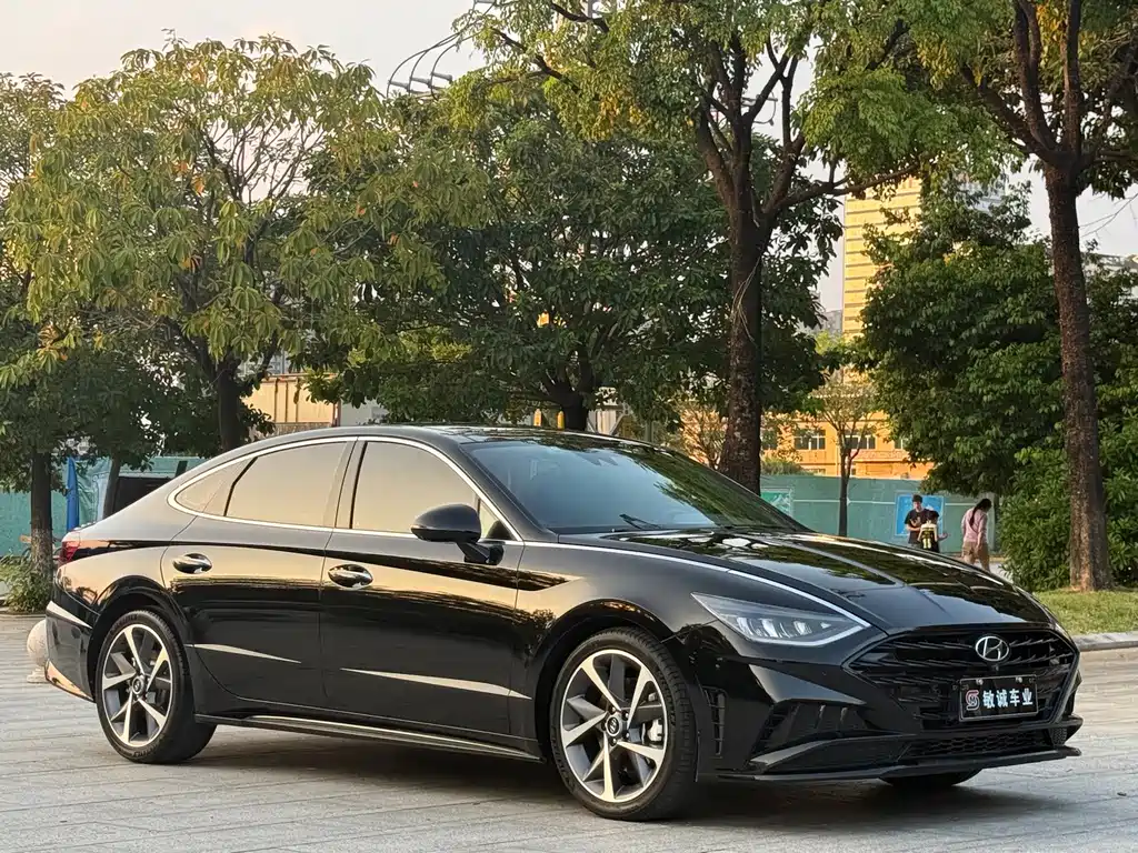 Hyundai Sonata — миниатюра 2