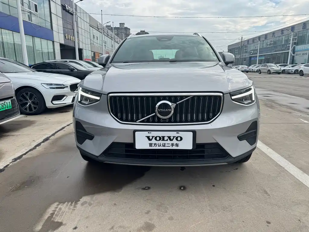 Volvo XC40 — миниатюра 2