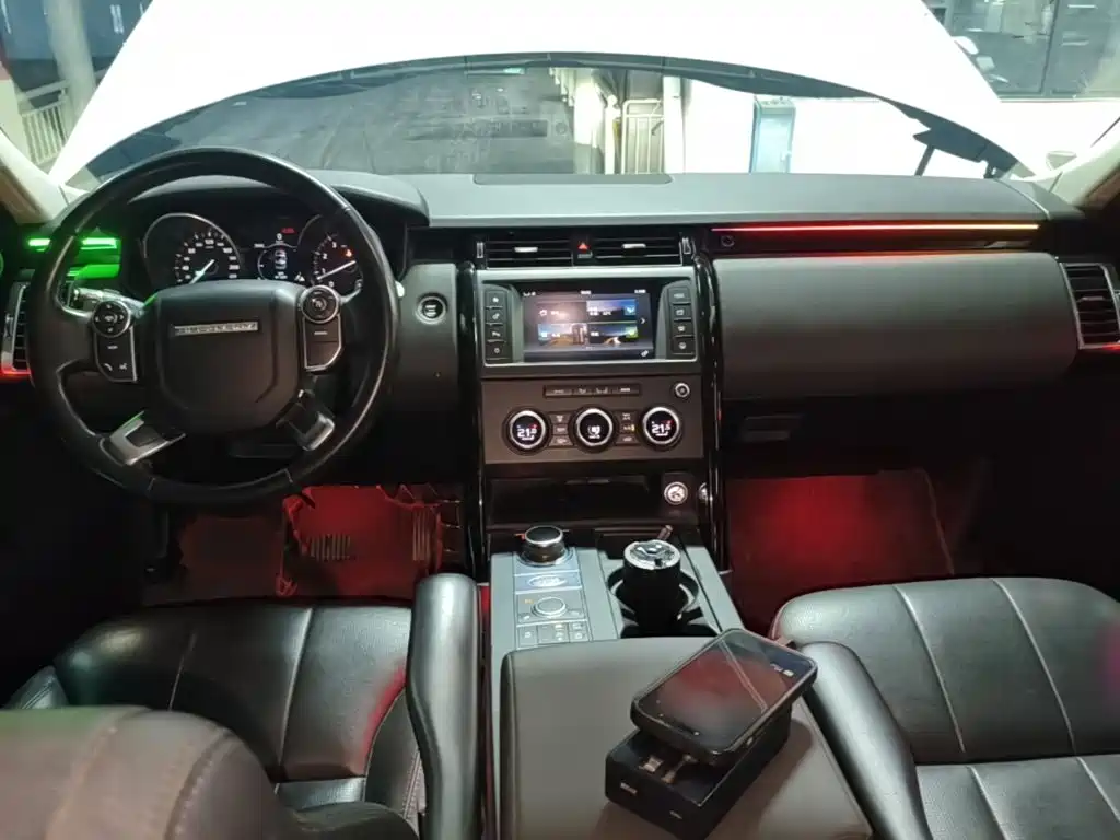 Land Rover Discovery — миниатюра 10