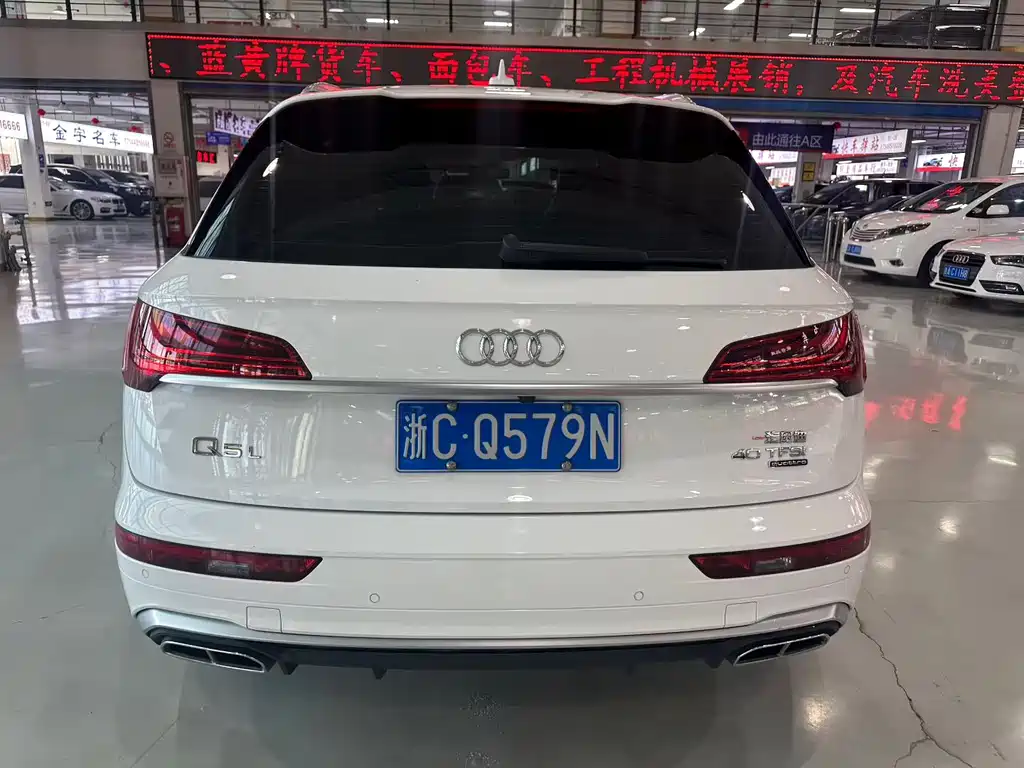 Audi Q5L — миниатюра 8