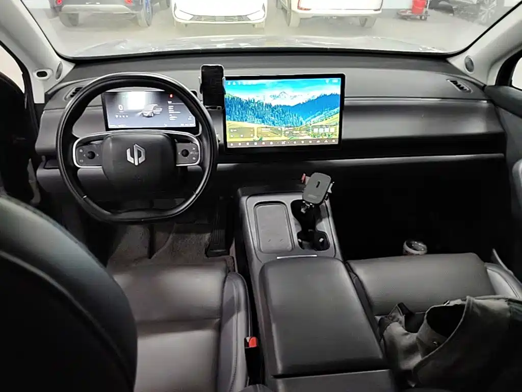 Leapmotor Leapmotor C10 — миниатюра 10