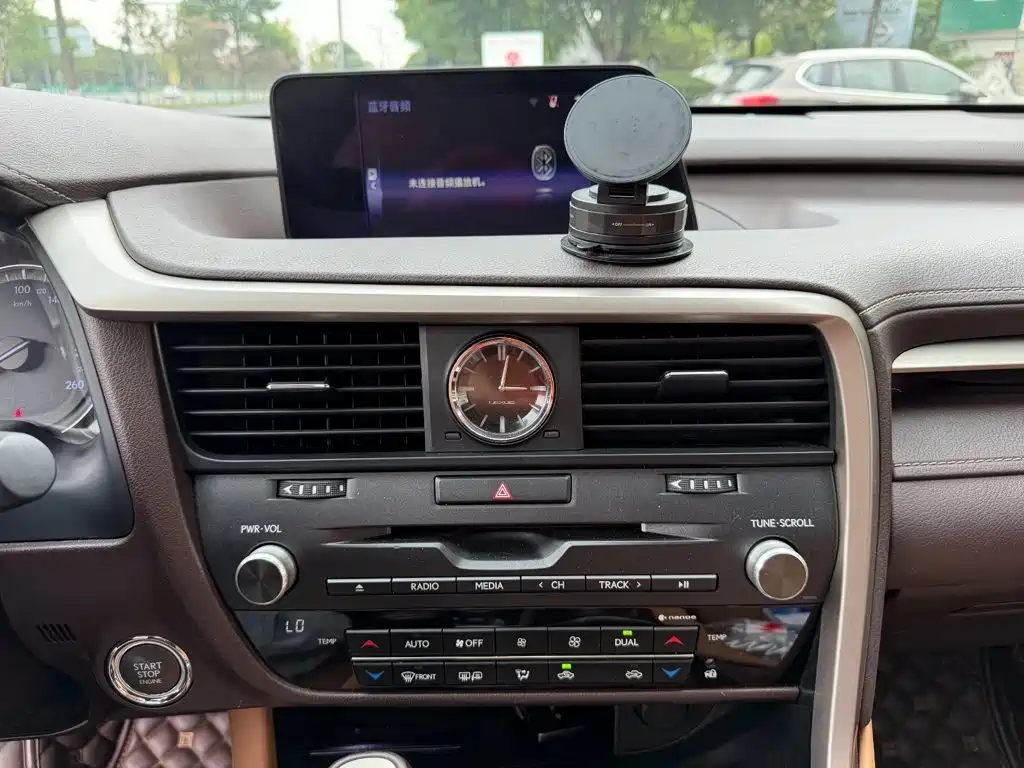 Lexus RX — миниатюра 10