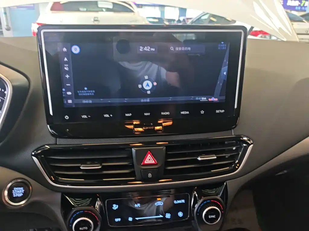 Hyundai Fista — миниатюра 13