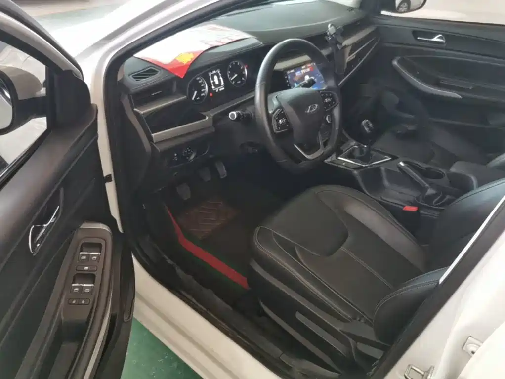 Chery Arrizo 5 — миниатюра 15
