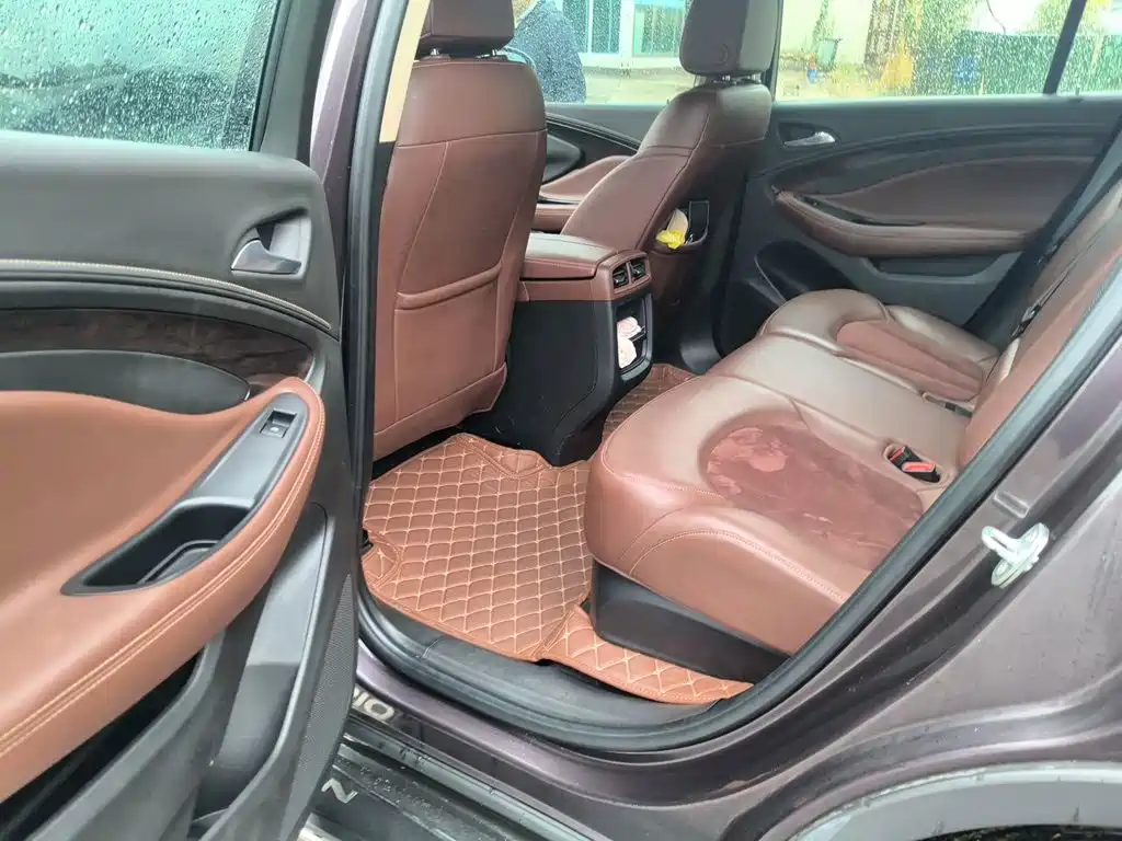 Buick Envision Plus — миниатюра 13