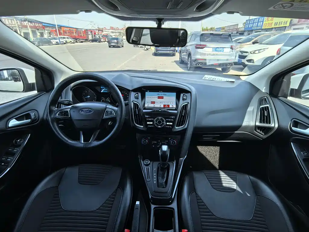 Ford Focus — миниатюра 10
