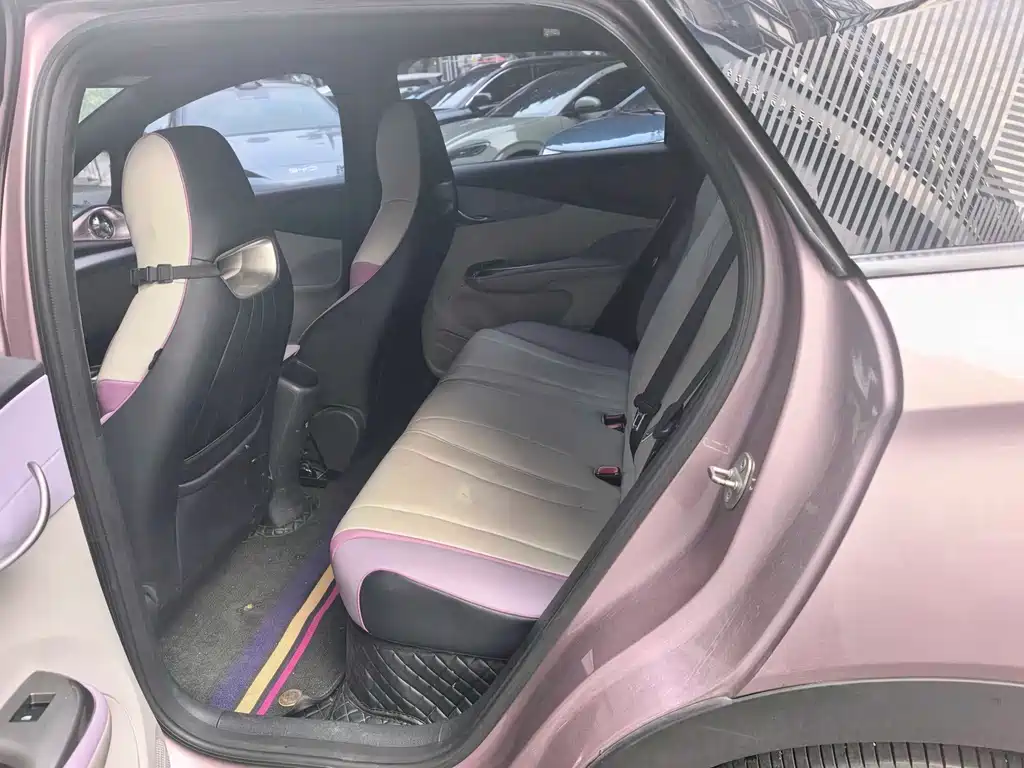 BYD Dolphin — миниатюра 5