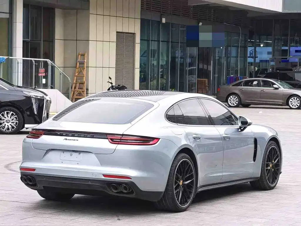 Porsche Panamera — миниатюра 17