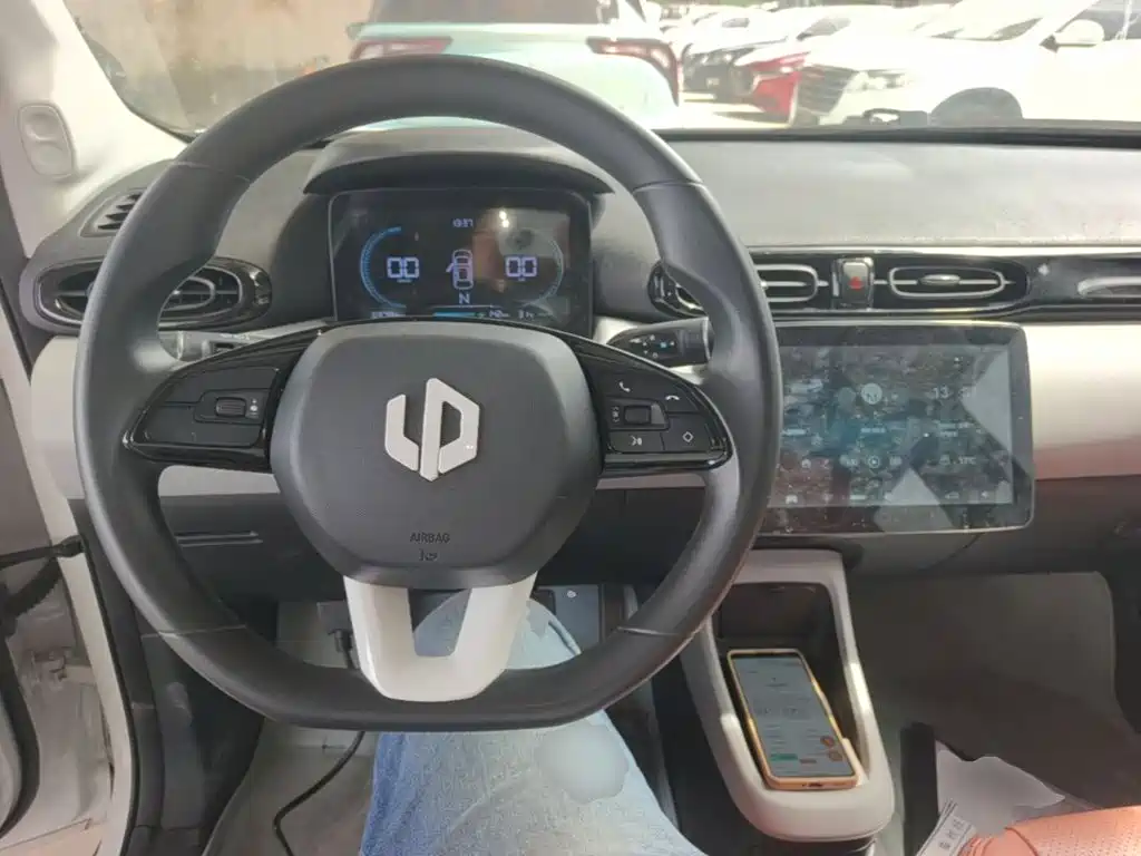 Leapmotor Leapmotor T03 — миниатюра 10