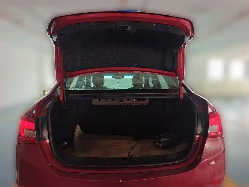 Buick Excelle — миниатюра 20