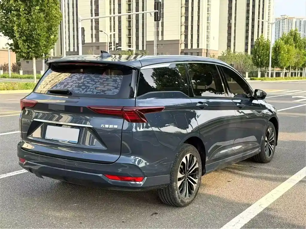 Wuling Victory — миниатюра 9