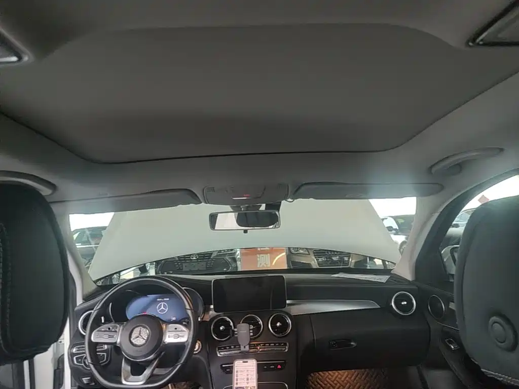 Mercedes-Benz C-Class — миниатюра 18