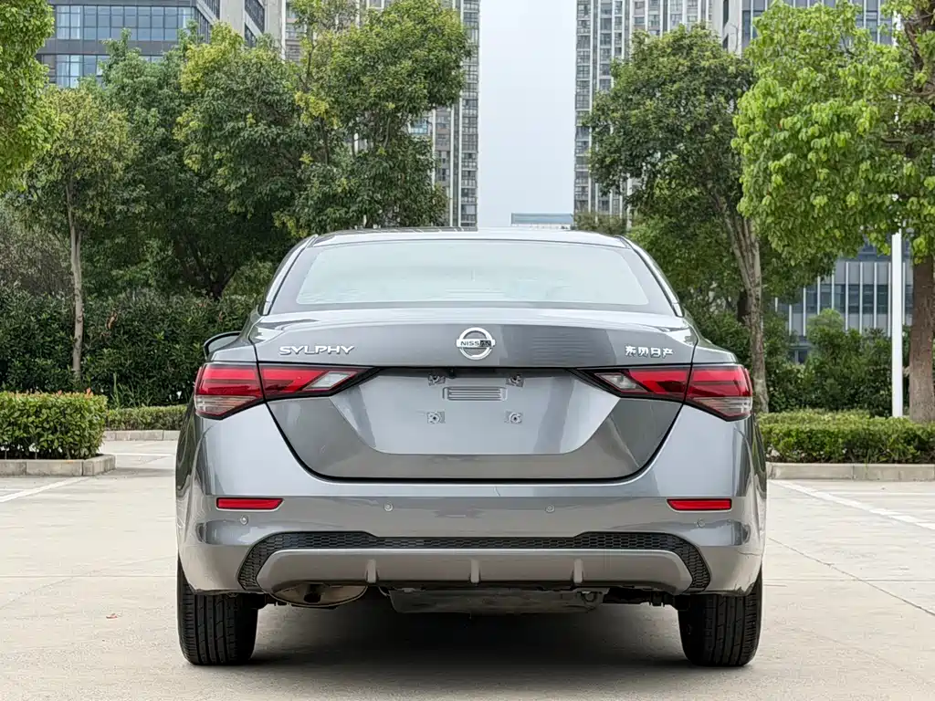 Nissan Sylphy — миниатюра 6
