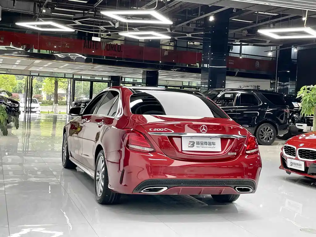 Mercedes-Benz C-Class — миниатюра 10