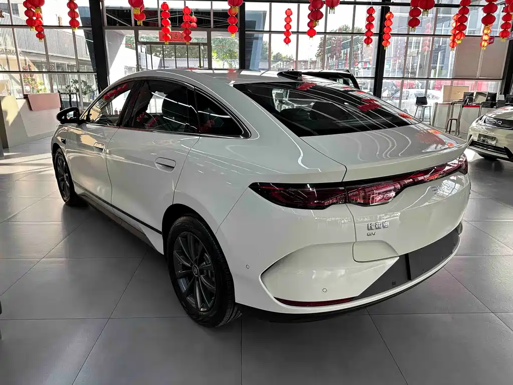 BYD Qin L — миниатюра 7