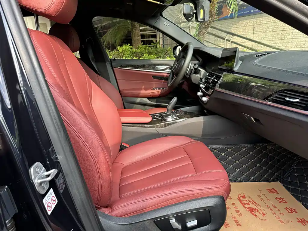 BMW 5 Series — миниатюра 16