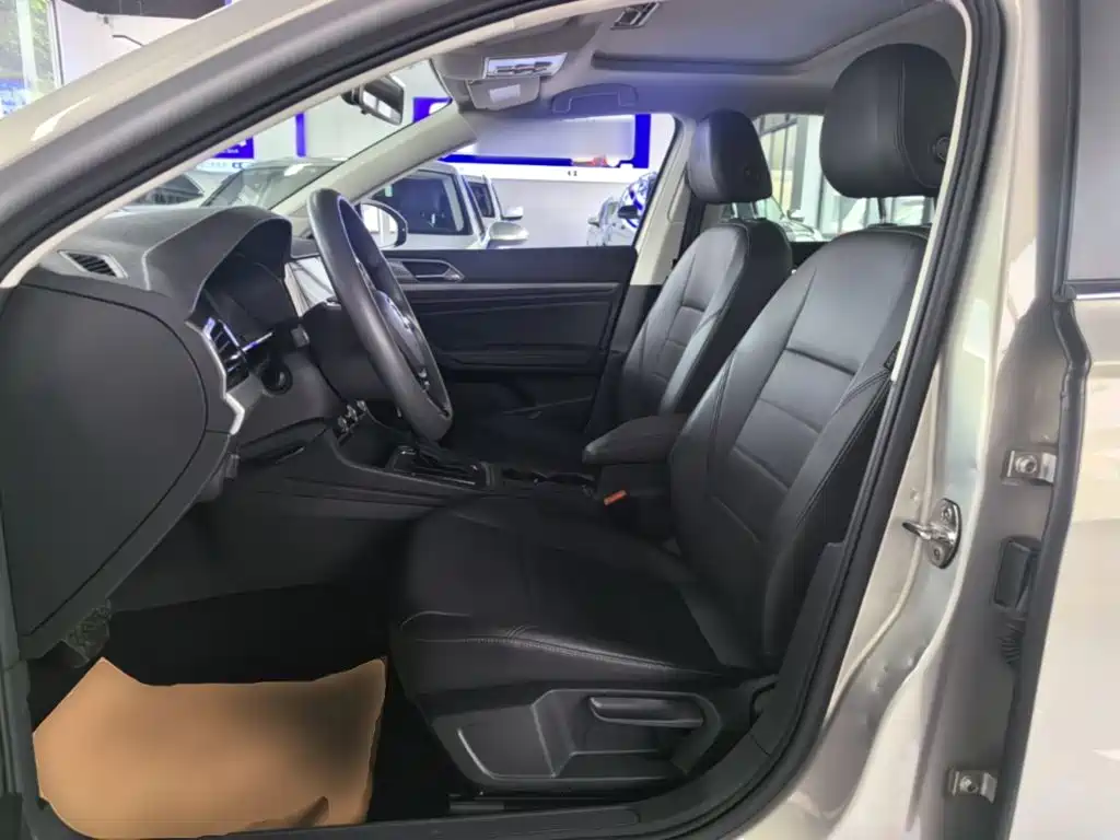 Volkswagen Lavida — миниатюра 15