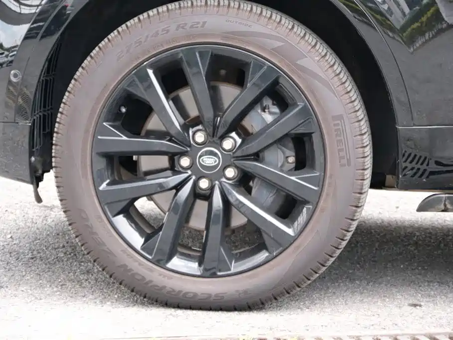 Land Rover Discovery 2024 360PS Dynamic SE