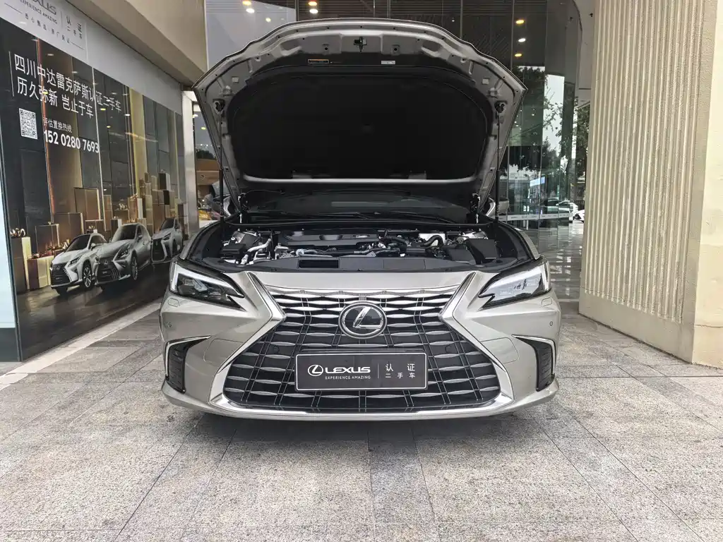 Lexus ES — миниатюра 6