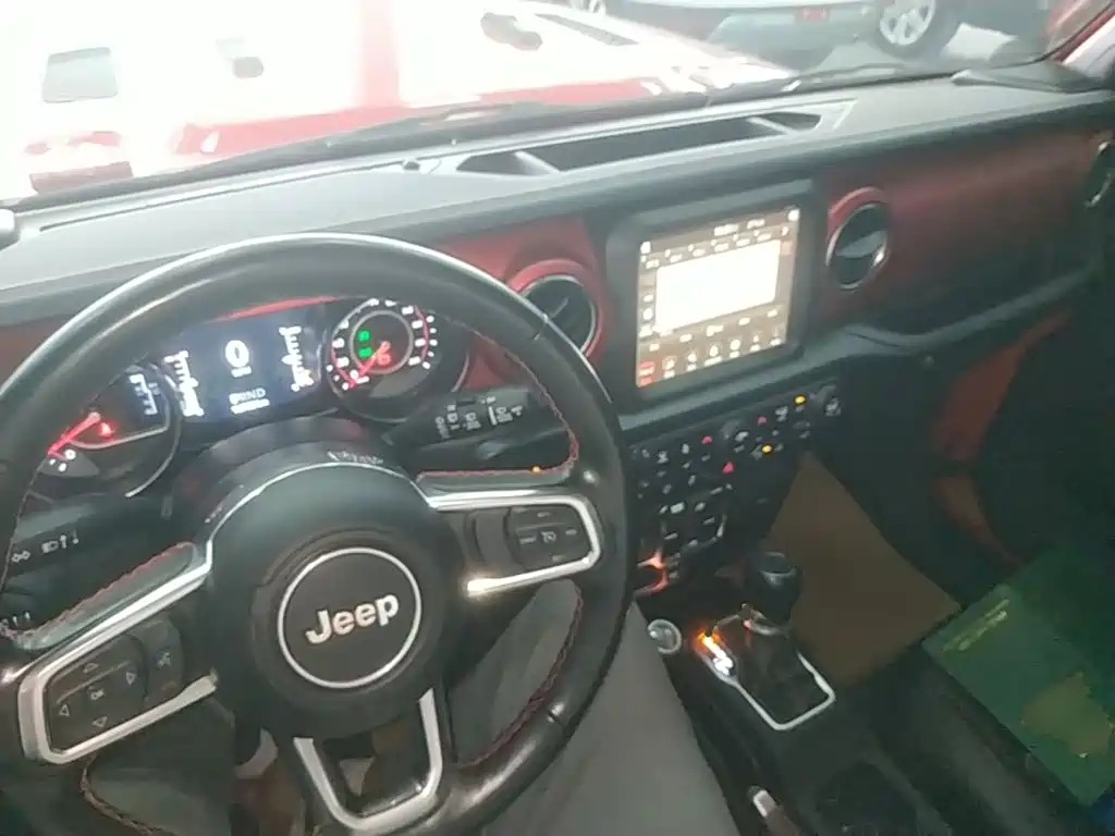 Jeep Wrangler — миниатюра 10