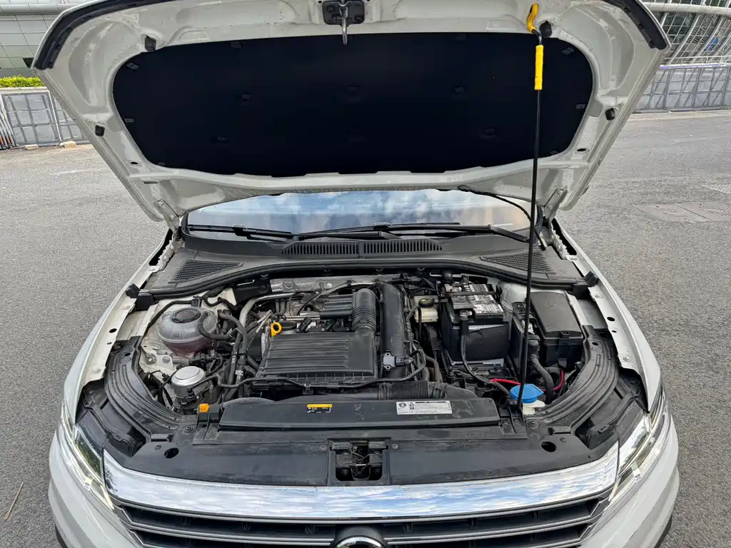 Volkswagen Lavida — миниатюра 10