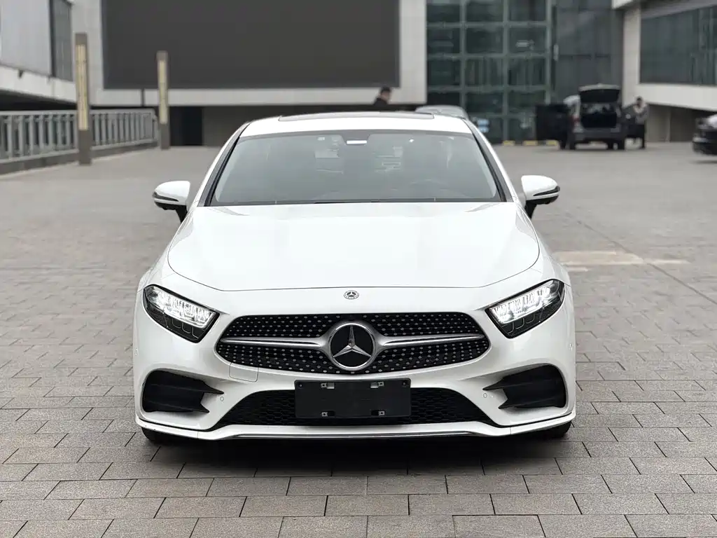 MERCEDES-BENZ CLS