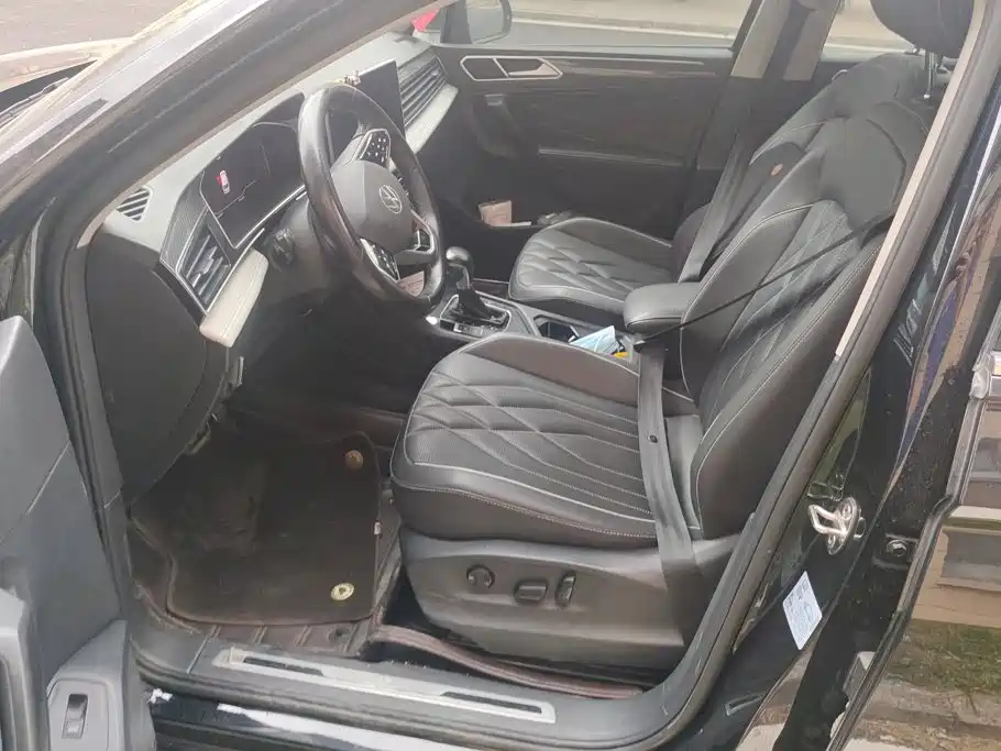 Volkswagen Tiguan L — миниатюра 9