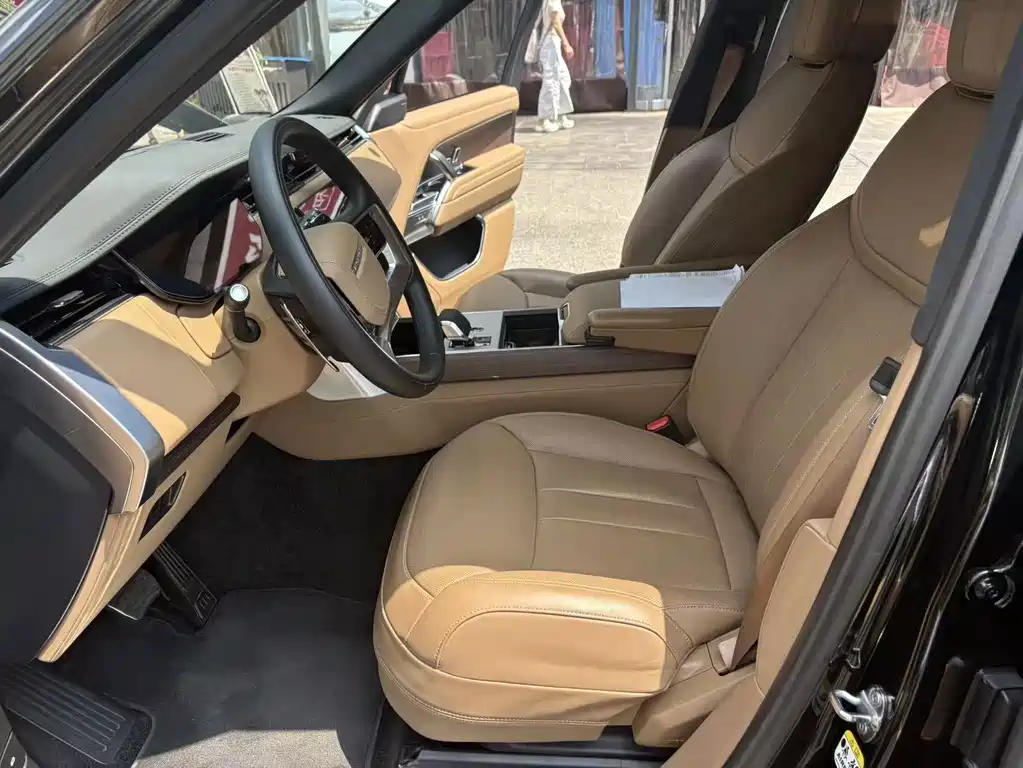 Land Rover Range Rover — миниатюра 4