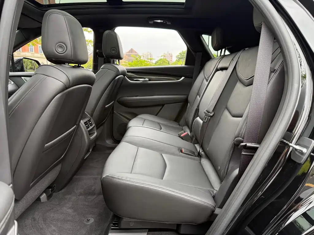 Cadillac XT5 — миниатюра 9
