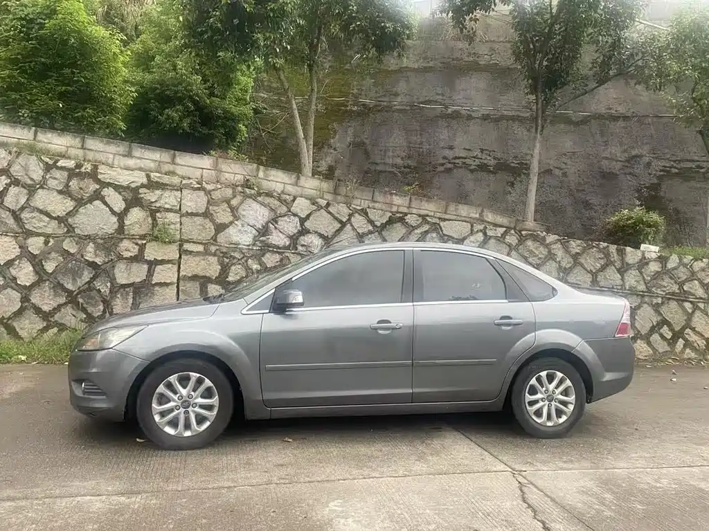 Ford Focus — миниатюра 5